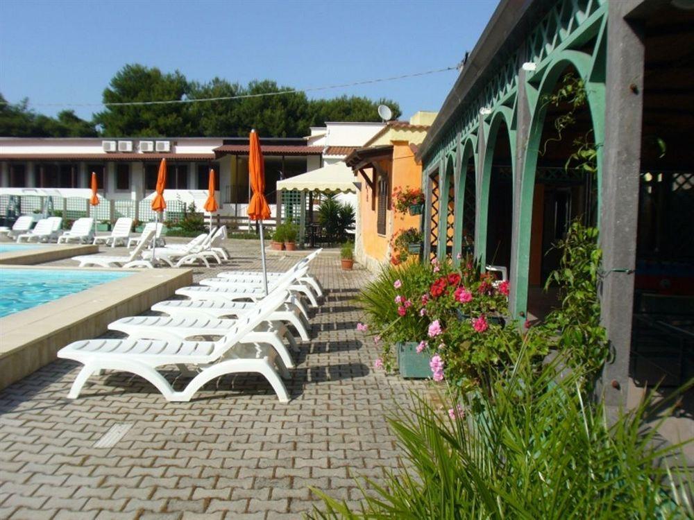 Hotel Parco Carabella Vieste Exterior foto