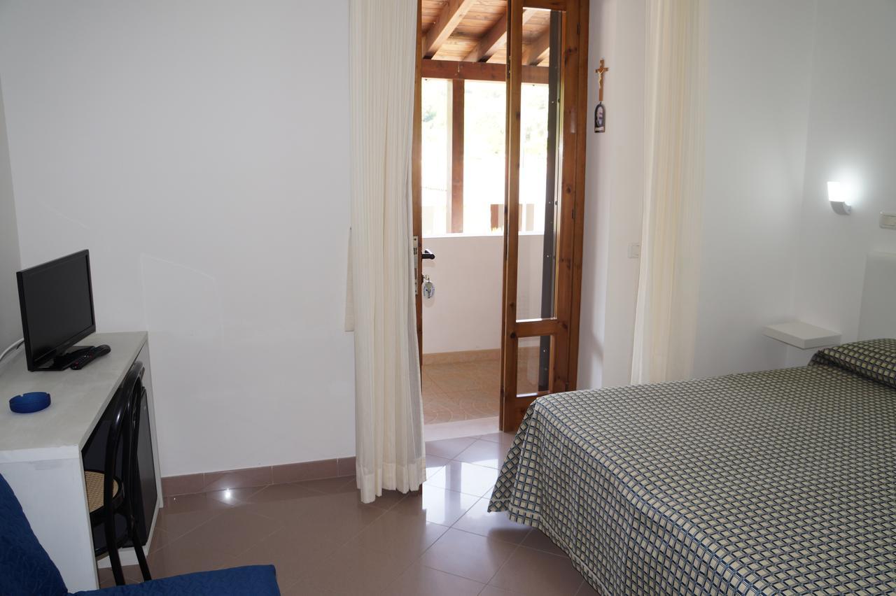 Hotel Parco Carabella Vieste Exterior foto